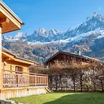 Domek alpejski Family With Balcony In