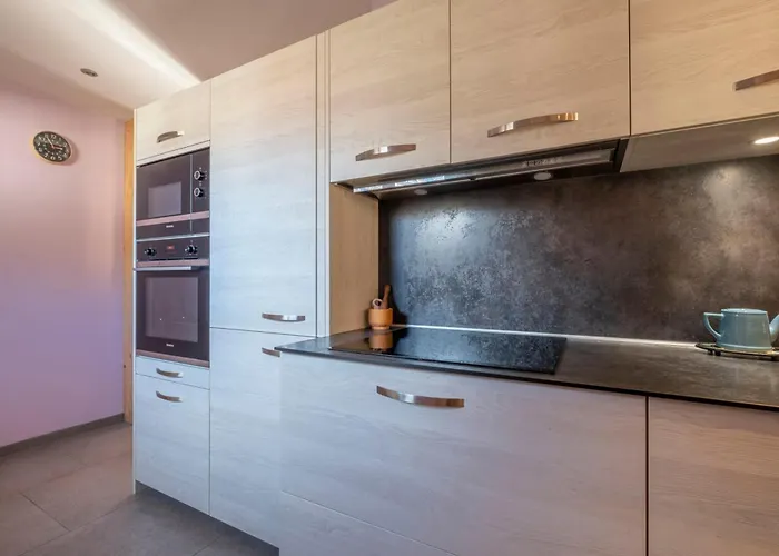 Family With Balcony In Chalet *