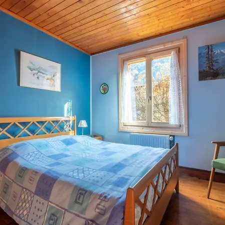 Chalet Family With Balcony In *